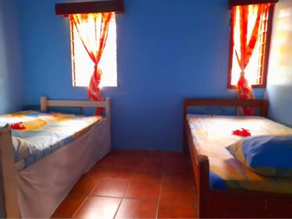 Vila Mana Lagoon Backpackers Exteriér fotografie